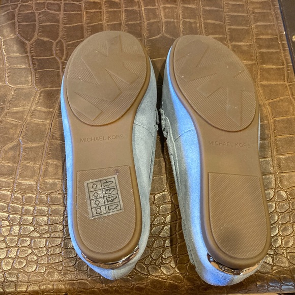 Michael Kors Sutton Moc Powder Blue Suede Loafer - Picture 3 of 3